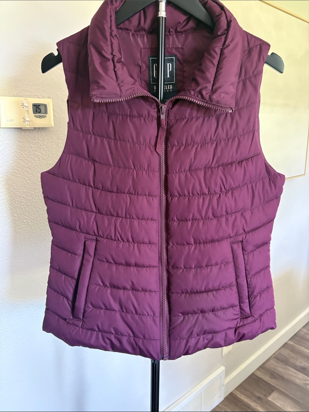 GAP Quilted Puffer Vest in Plum